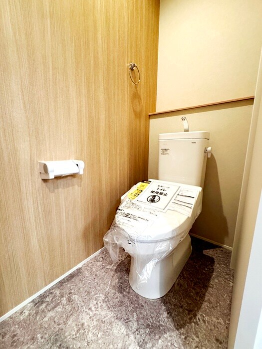 物件内観写真11　(トイレ)