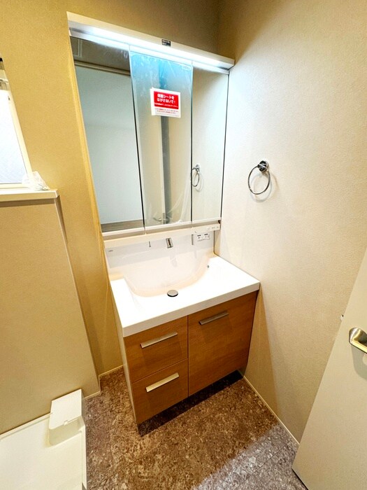 物件内観写真12　(洗面)