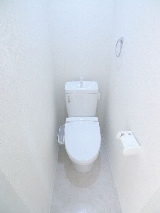 物件内観写真16　(トイレ)