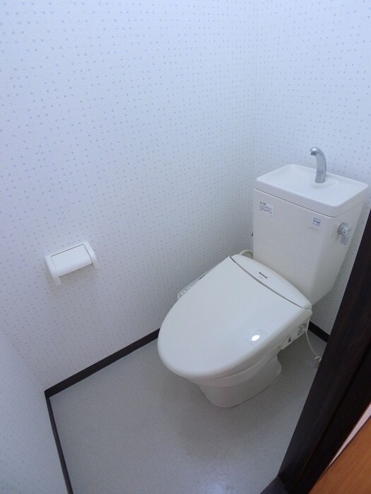 物件内観写真6　(トイレ)