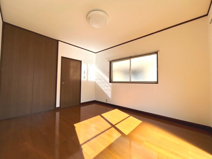物件内観写真5　(居室)