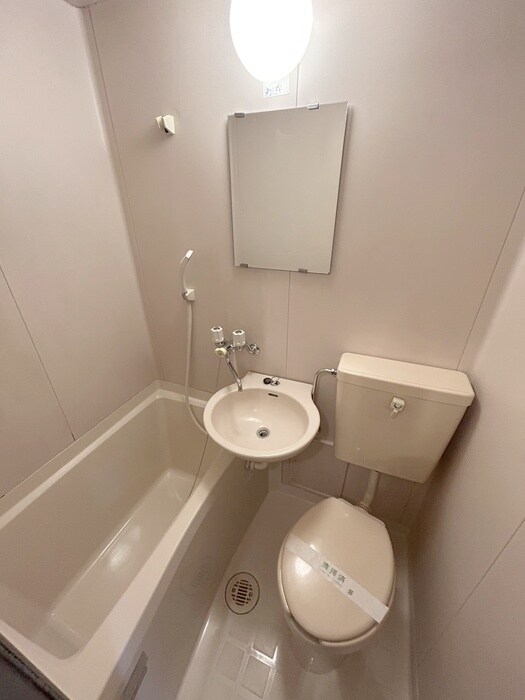 物件内観写真13　(バス／シャワールーム等)