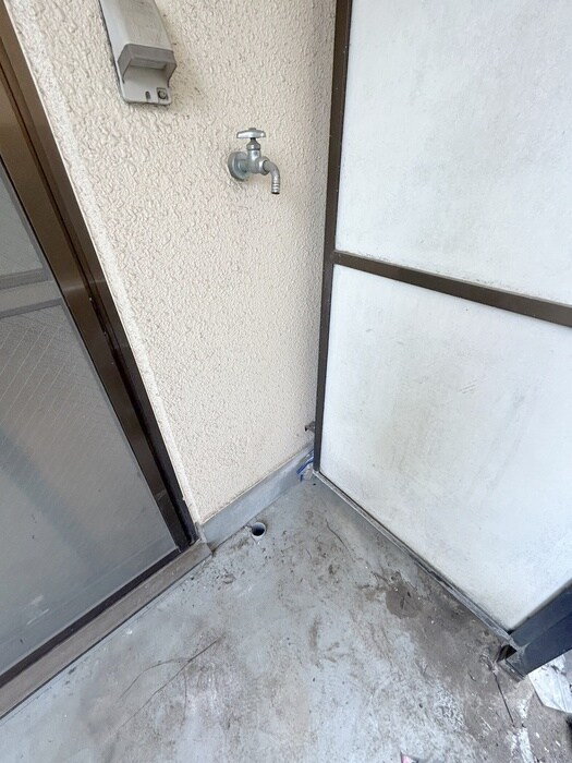 物件内観写真14　(洗濯機置場)