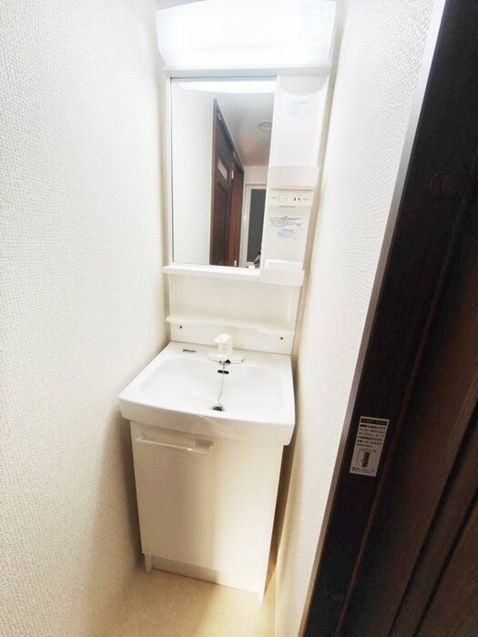 物件内観写真9　(洗面)