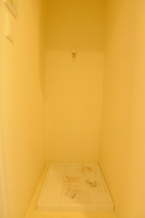 物件内観写真19　(洗濯機置場)