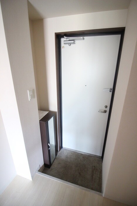 物件内観写真21　(玄関)