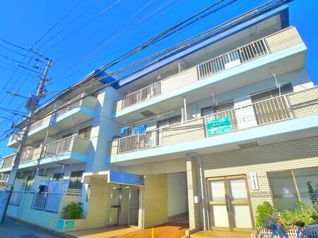 アリィ－ズ谷中外観写真