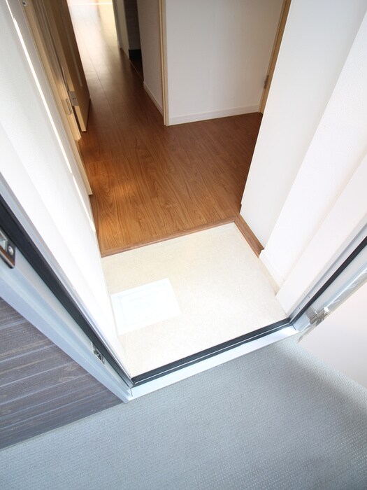 物件内観写真19　(玄関)