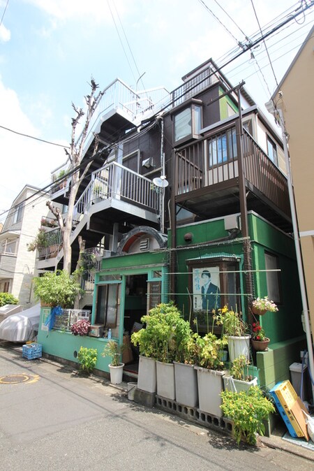 アルカディア学芸大学外観写真