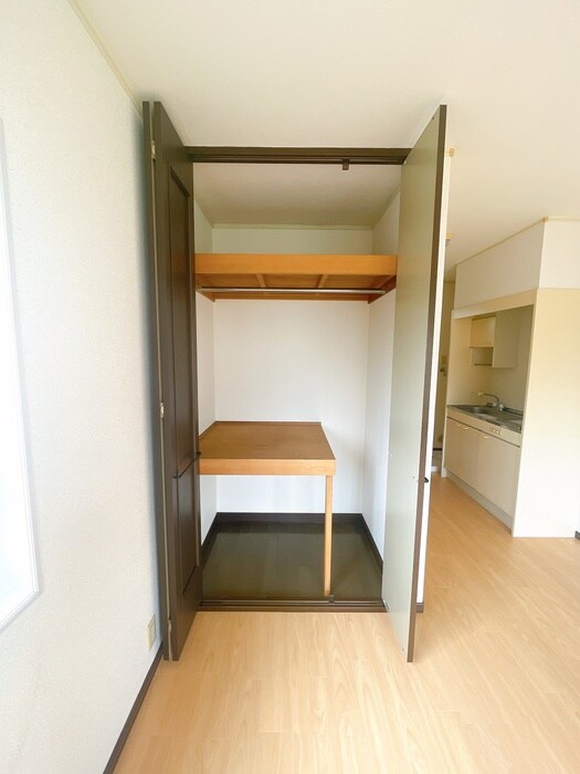 物件内観写真14　(収納)