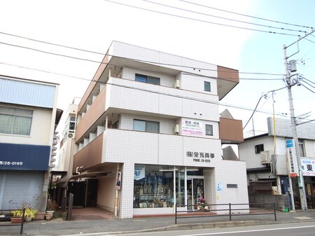 井上ビル外観写真