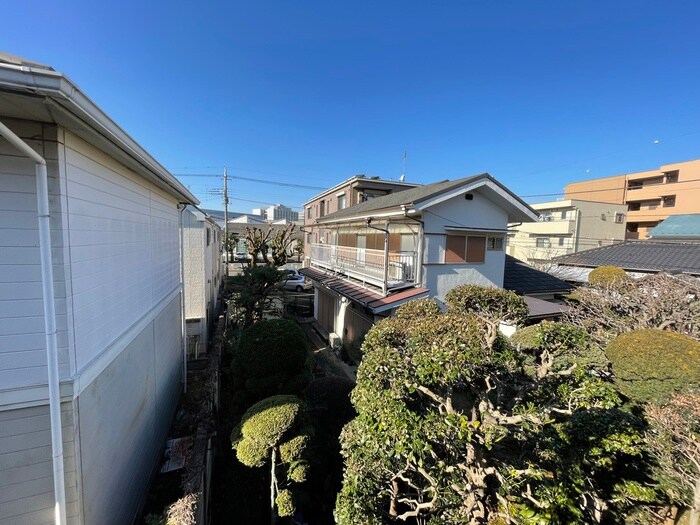 物件内観写真18　(室内からの展望)