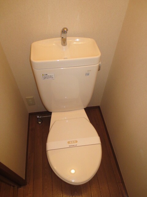 物件内観写真11　(トイレ)