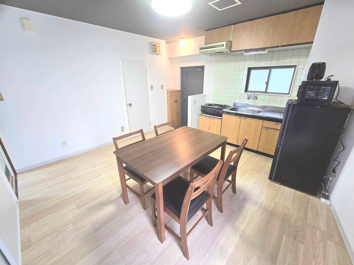 物件内観写真16　(居室)