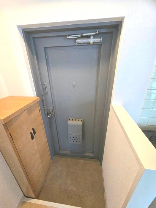 物件内観写真19　(玄関)