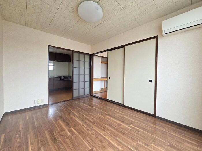 物件内観写真22　(居室)