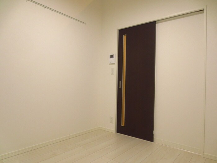 物件内観写真14　(居室)