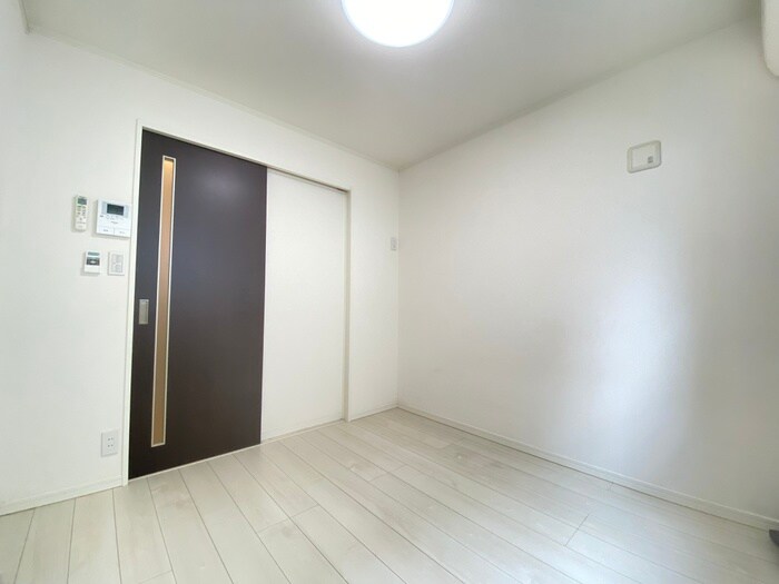 物件内観写真21　(居室)