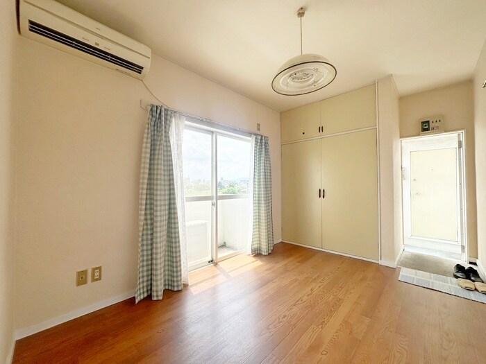 ホワイトルームの居室