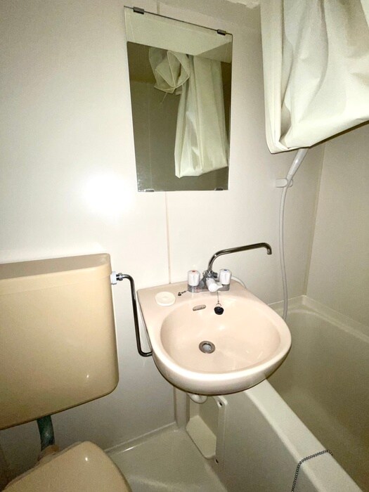 物件内観写真11　(洗面)