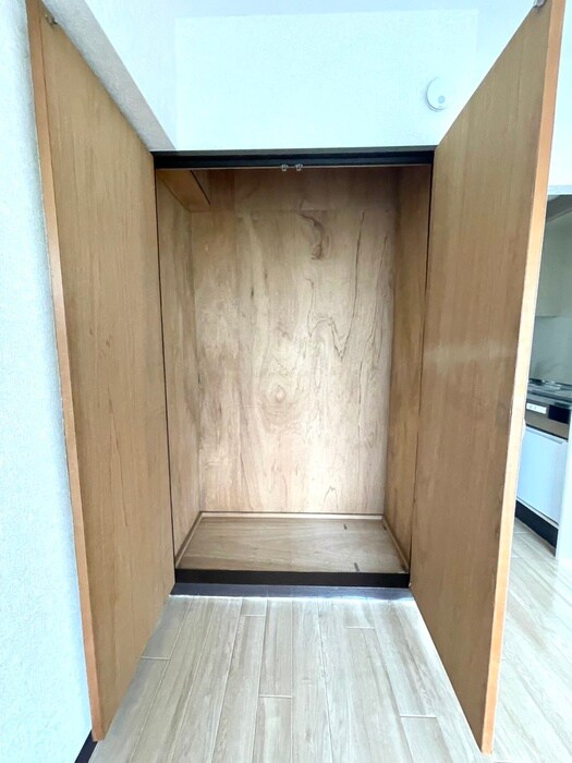 物件内観写真13　(収納)