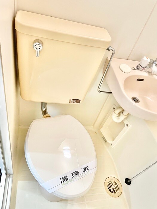 物件内観写真14　(トイレ)