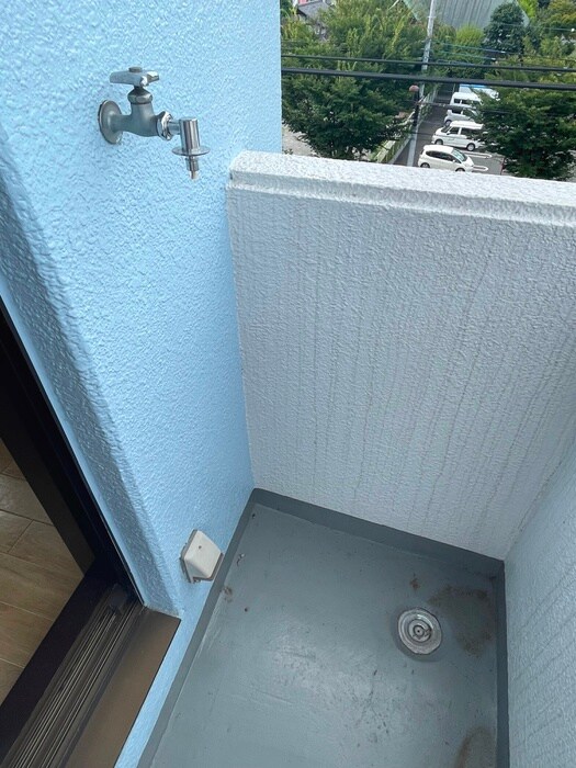 物件内観写真15　(洗濯機置場)