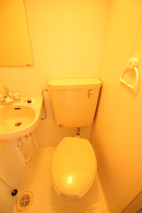 物件内観写真15　(トイレ)