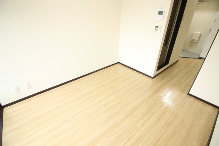 物件内観写真18　(居室)