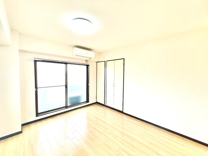 物件内観写真19　(居室)