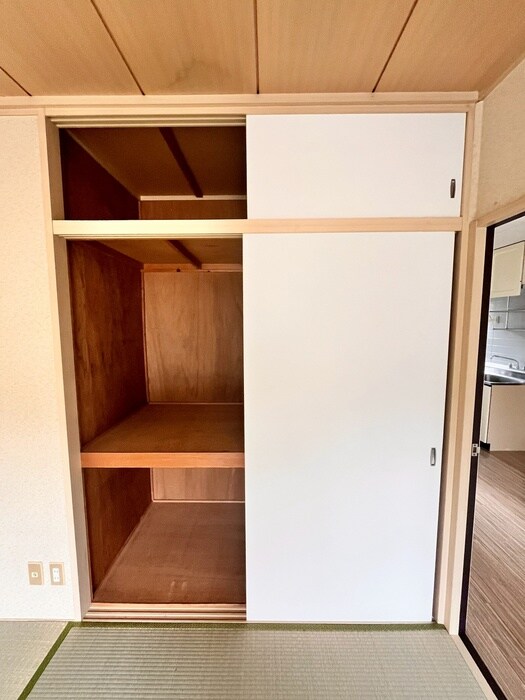 物件内観写真13　(収納)