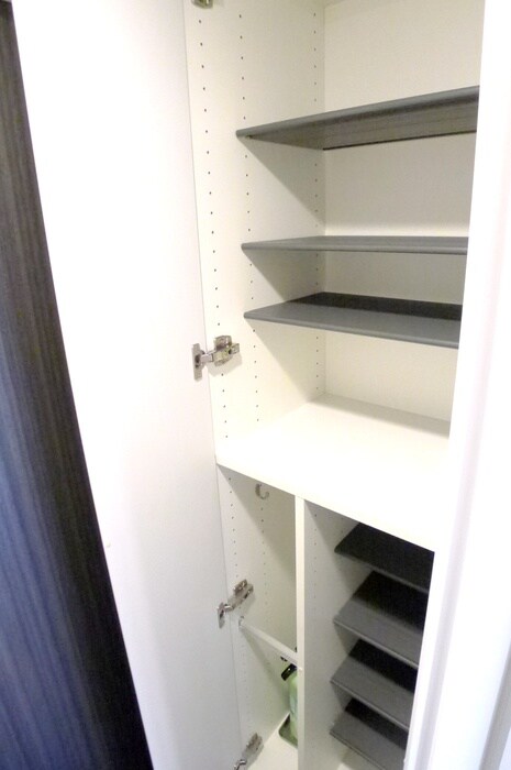 物件内観写真11　(靴箱)