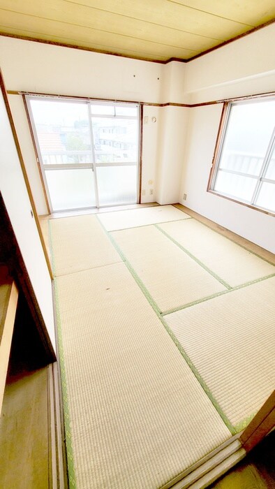 物件内観写真8　(居室)