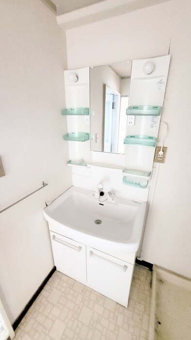 物件内観写真11　(洗面)