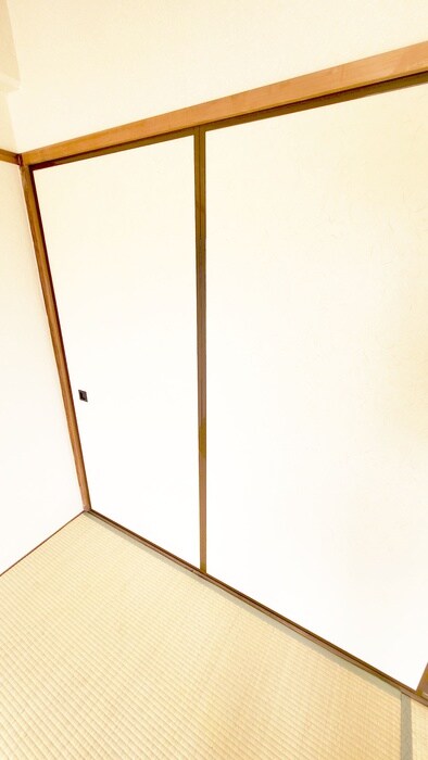 物件内観写真18　(収納)