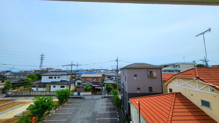 物件内観写真22　(室内からの展望)