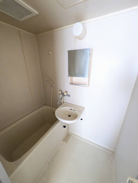 物件内観写真11　(バス／シャワールーム等)
