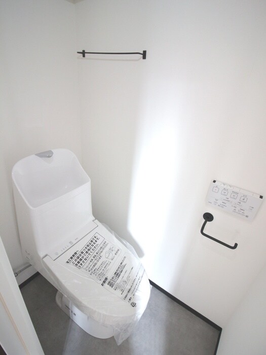 物件内観写真13　(トイレ)