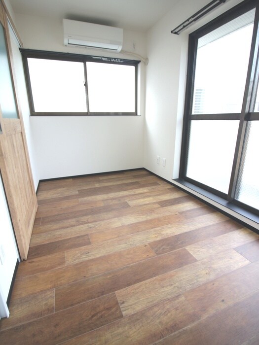 物件内観写真17　(居室)