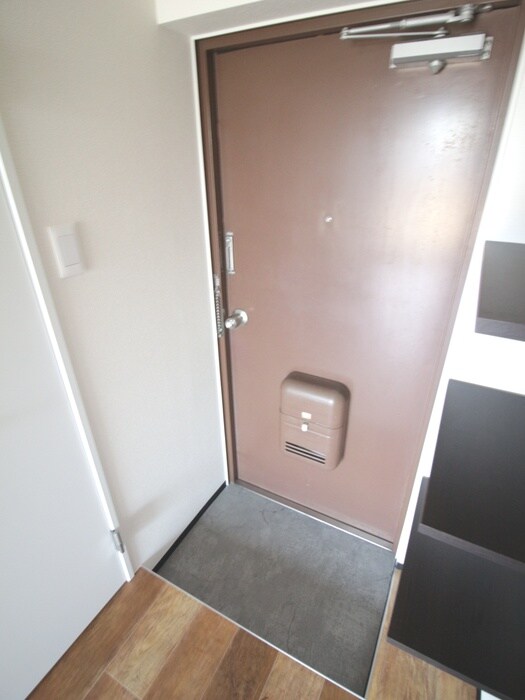 物件内観写真21　(玄関)