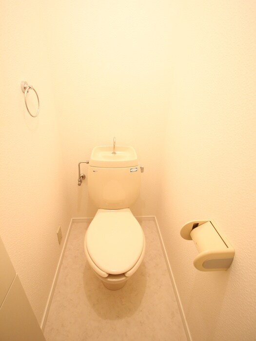 物件内観写真9　(トイレ)