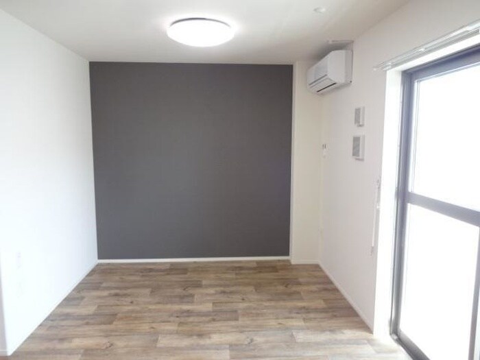 物件内観写真13　(居室)