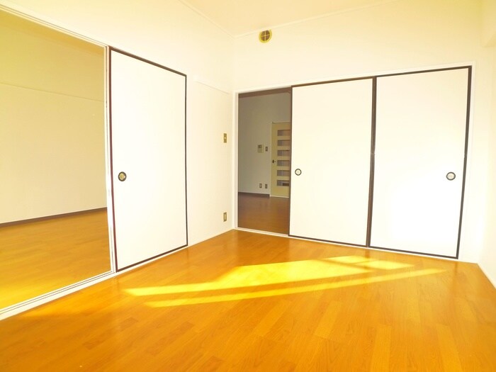 物件内観写真13　(居室)