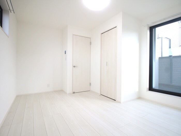 物件内観写真9　(居室)