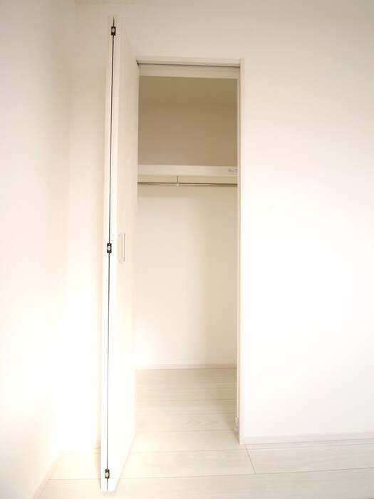 物件内観写真11　(収納)