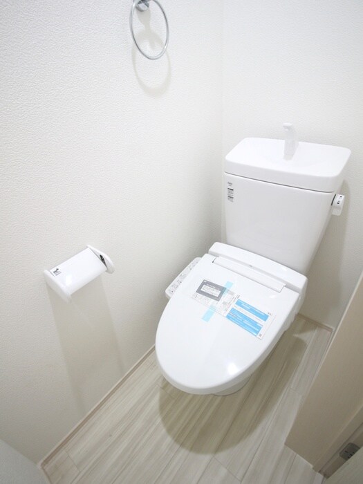 物件内観写真15　(トイレ)