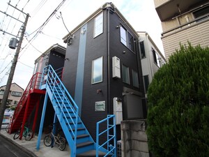 グッドウィル小机３号館外観写真