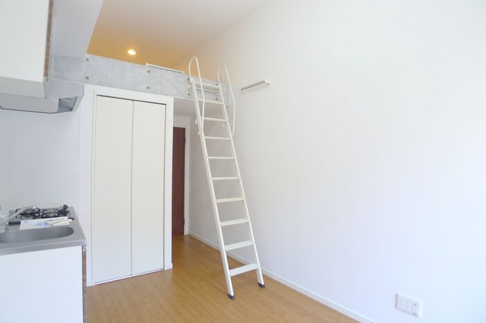 物件内観写真9　(居室)