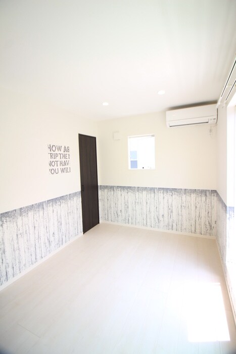 物件内観写真10　(居室)