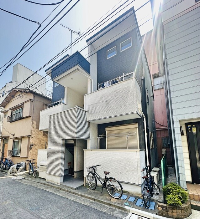 物件外観写真1　(外観写真)